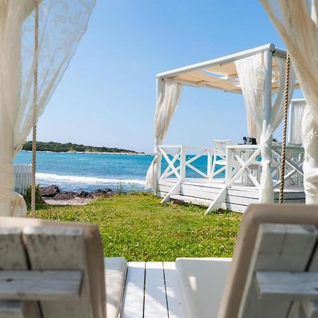 Neptune Sea House - Beachfront Agios Spyridon  Exterior foto
